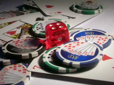 ROYALE BET پر آن لائن سلاٹس کے بارے میں